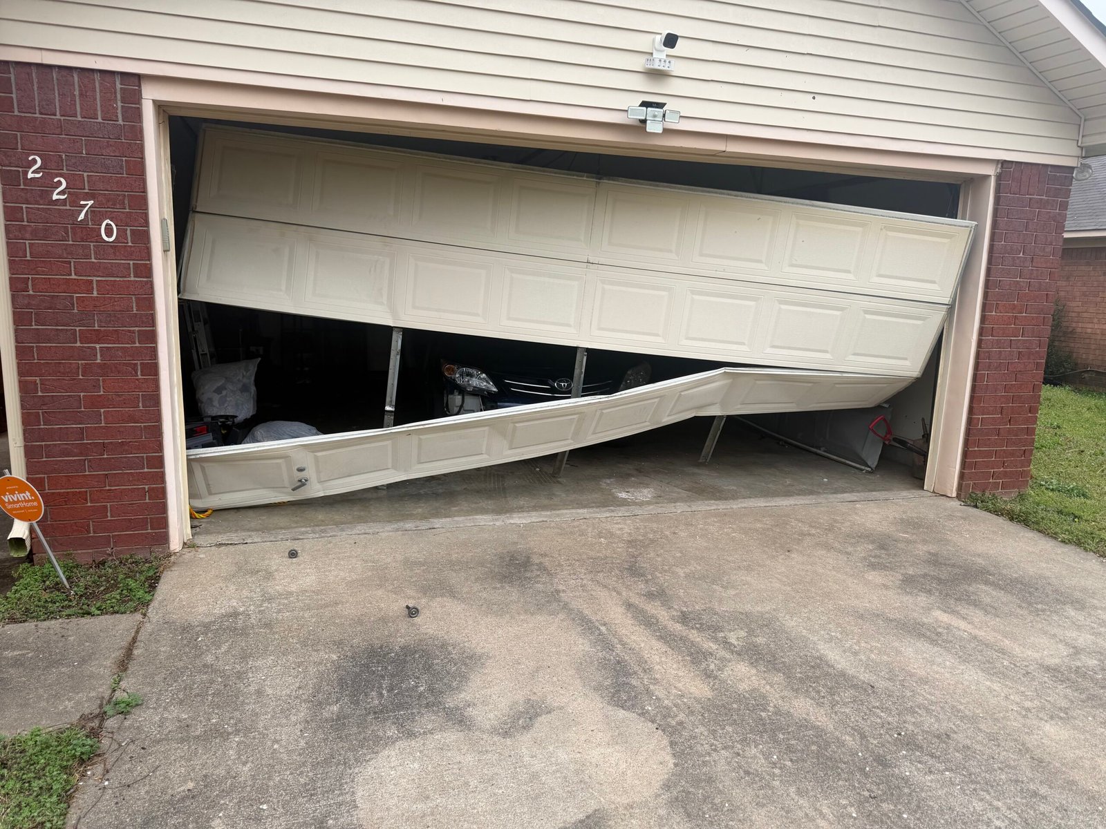 Garage door cable and drum repair — Direct Service technician Little Rock AR